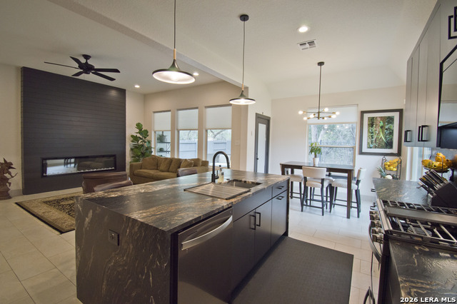 Image 3 of 46 For 22946 Malabar Peak