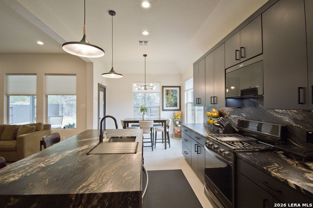 Image 9 of 46 For 22946 Malabar Peak