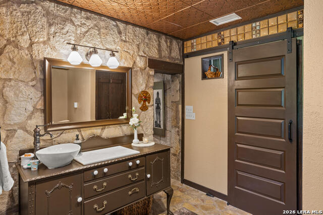 Image 15 of 41 For 132 Ridge  