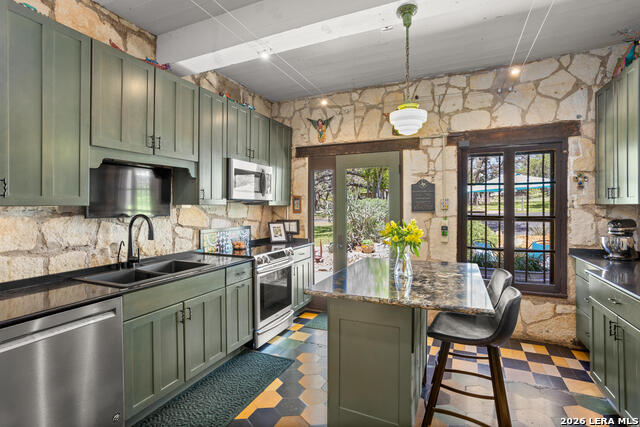 Image 21 of 41 For 132 Ridge  