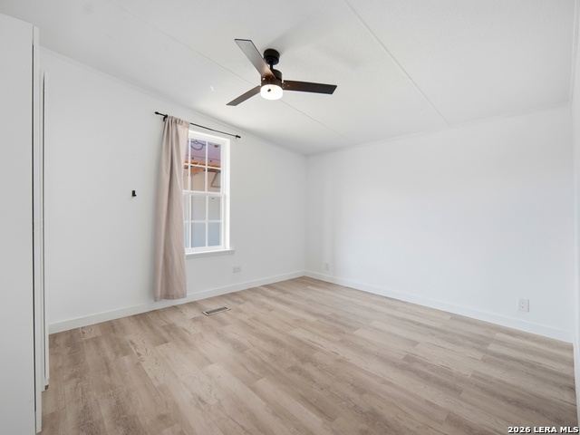 Image 13 of 47 For 19320 Leal St