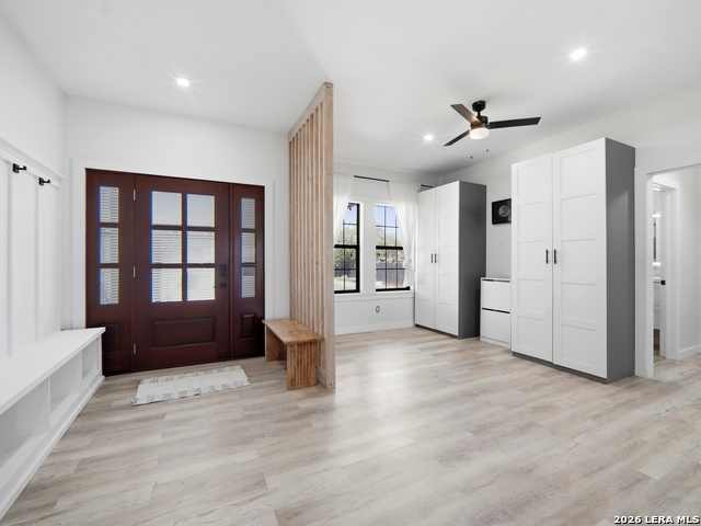 Image 23 of 47 For 19320 Leal St