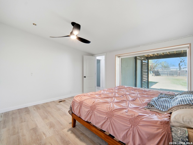 Image 29 of 47 For 19320 Leal St