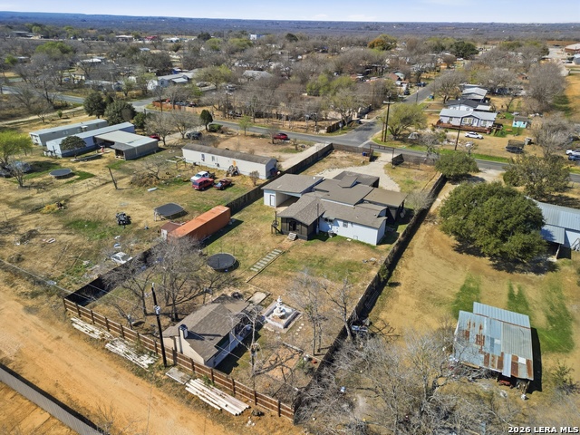 Image 36 of 47 For 19320 Leal St