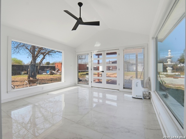 Image 5 of 47 For 19320 Leal St