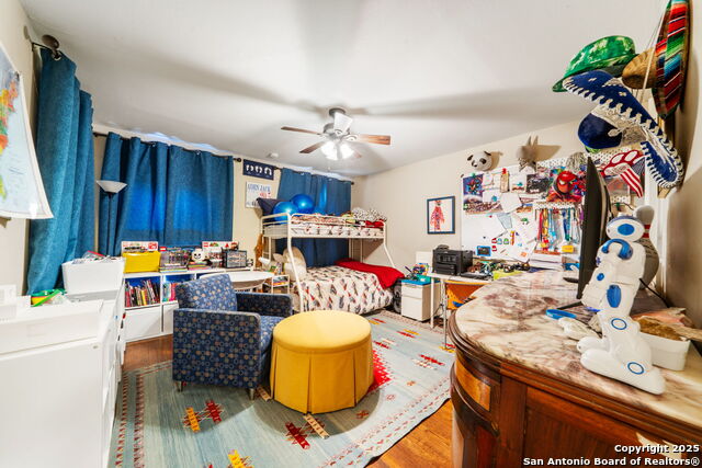 Image 21 of 34 For 348 Funston  