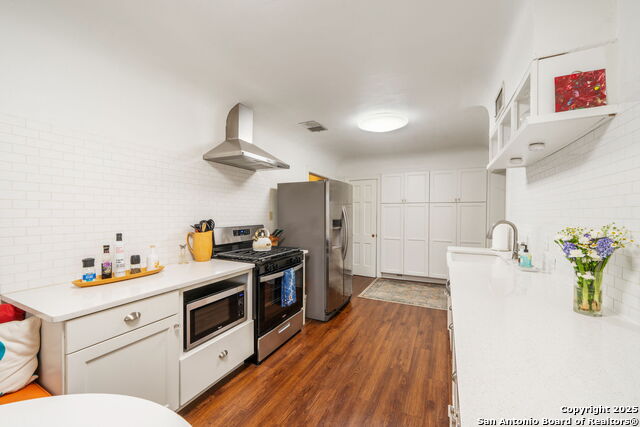 Image 9 of 34 For 348 Funston  