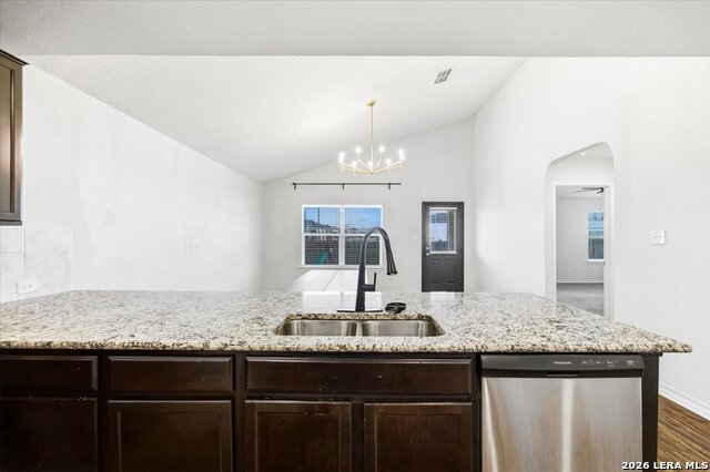 Image 10 of 32 For 2935 Thackery Groove