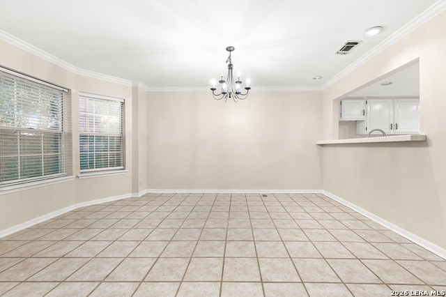 Image 10 of 38 For 16710 Henderson Pass