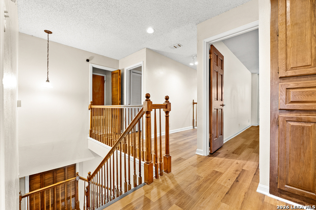 Image 17 of 38 For 16710 Henderson Pass