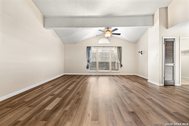 Image 22 of 38 For 16710 Henderson Pass