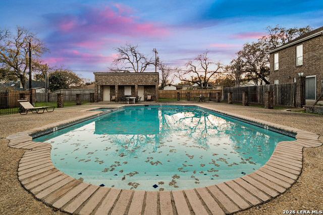 Image 34 of 38 For 16710 Henderson Pass