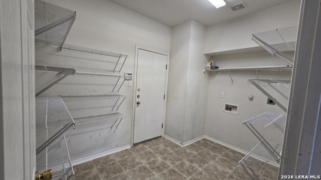 Image 5 of 42 For 16902 Graham Walk