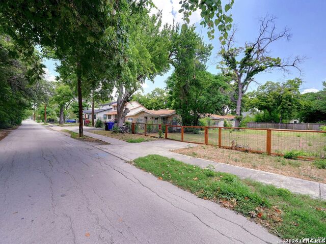 Image 6 of 6 For 234 Russell  