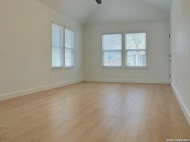 Image 11 of 11 For 426 Woodlawn E