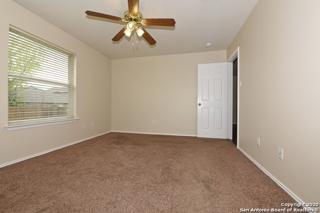 Image 22 of 27 For 10707 Shaenridge N