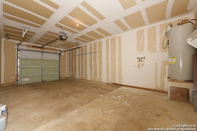 Image 26 of 27 For 10707 Shaenridge N