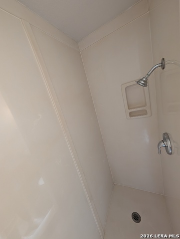 Image 12 of 16 For 164 Union Ave S 102