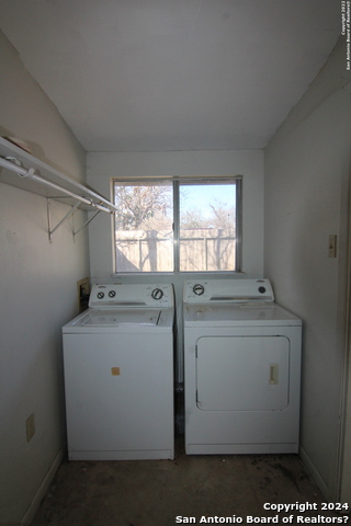 Image 7 of 16 For 164 Union Ave S 102