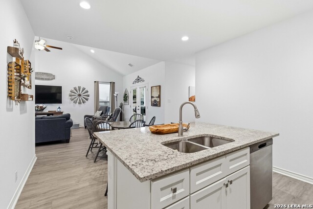 Image 12 of 30 For 2061 Robin Hood