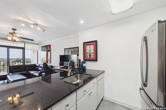 Image 15 of 34 For 7701 Wurzbach  1803