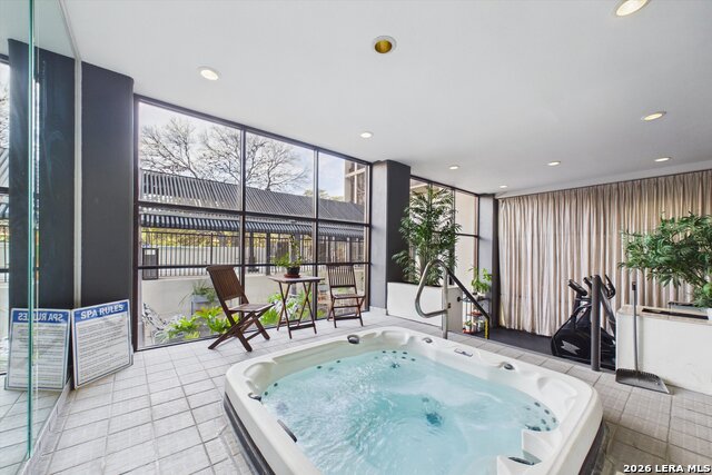 Image 30 of 34 For 7701 Wurzbach  1803