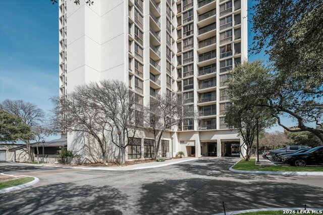 Image 5 of 34 For 7701 Wurzbach  1803