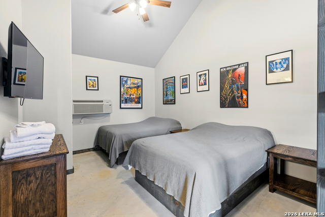 Image 34 of 50 For 1644 Mountain Valley