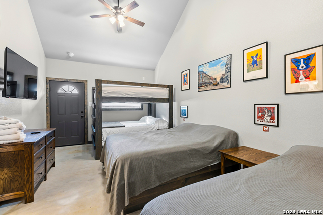 Image 38 of 50 For 1644 Mountain Valley