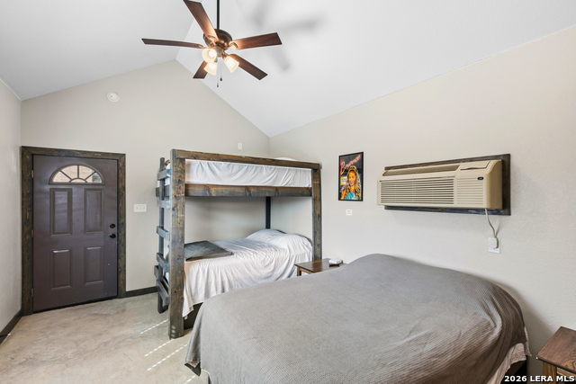 Image 23 of 50 For 1723 Mountain Valley