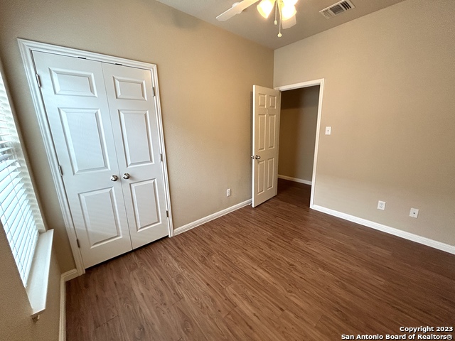 Image 15 of 23 For 565 Advantage