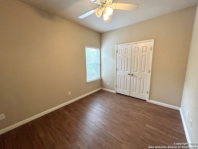 Image 19 of 23 For 565 Advantage