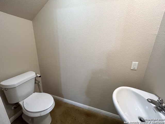 Image 21 of 23 For 565 Advantage