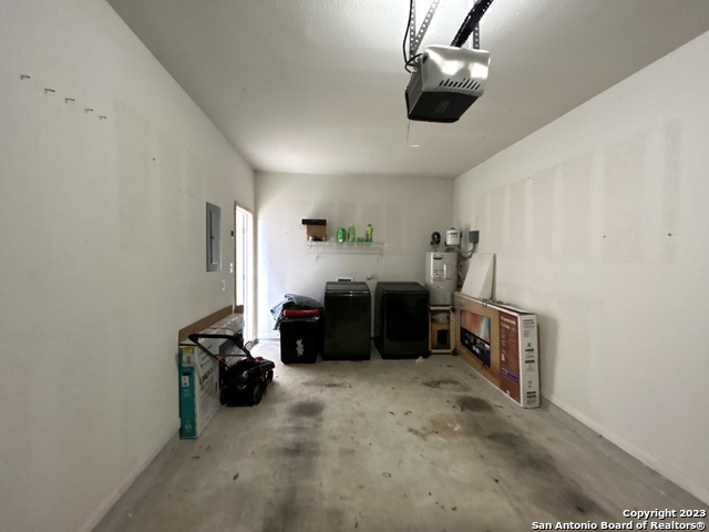 Image 22 of 23 For 565 Advantage