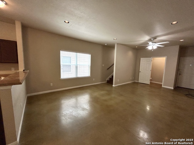 Image 6 of 23 For 565 Advantage