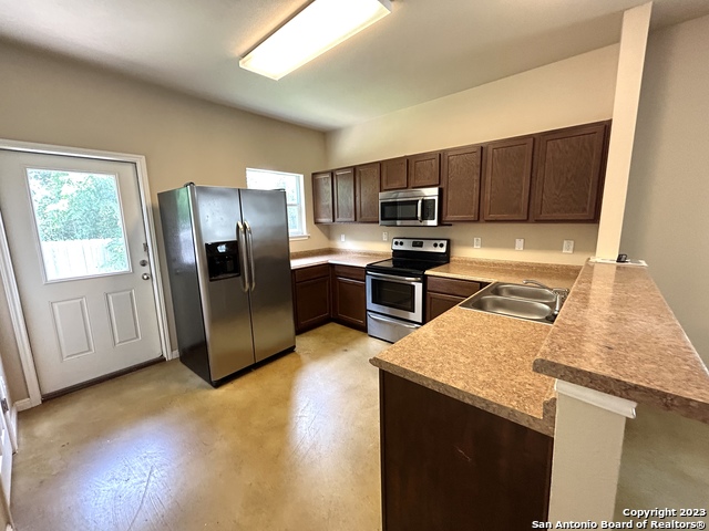 Image 7 of 23 For 565 Advantage