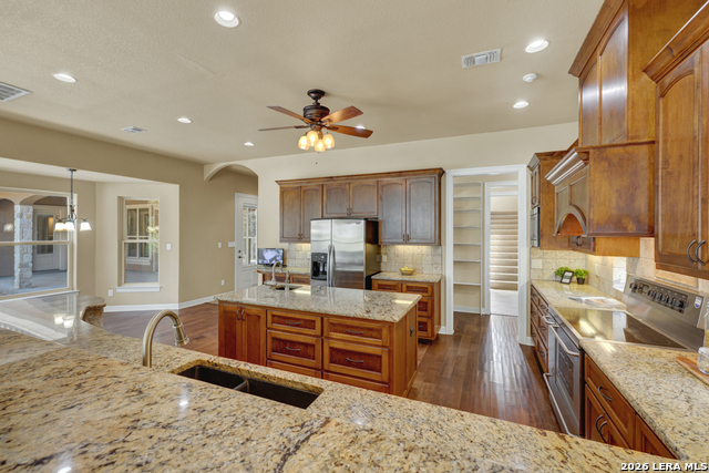 Image 14 of 49 For 7607 Sky Loop