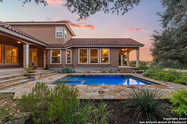 Image 32 of 49 For 7607 Sky Loop