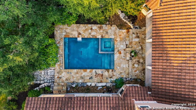 Image 35 of 49 For 7607 Sky Loop