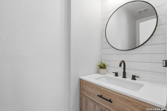 Image 15 of 35 For 1410 Barker Bay