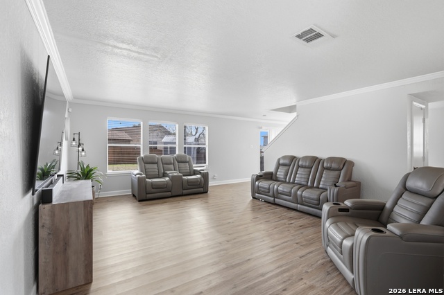 Image 5 of 35 For 1410 Barker Bay