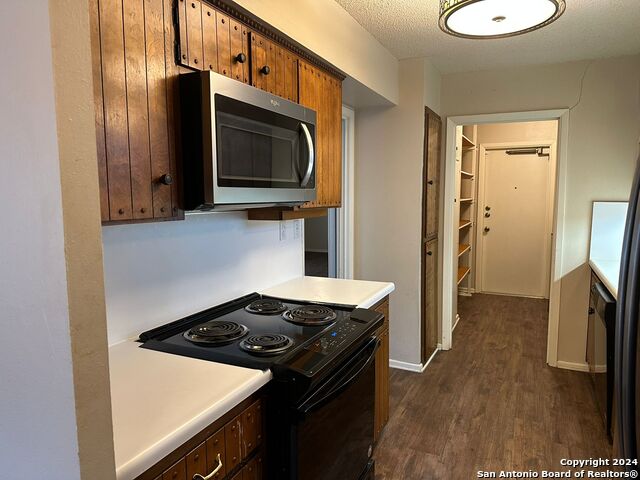 Image 8 of 26 For 3643 Richwood