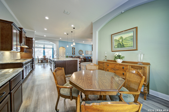 Image 13 of 48 For 415 Mission Hill