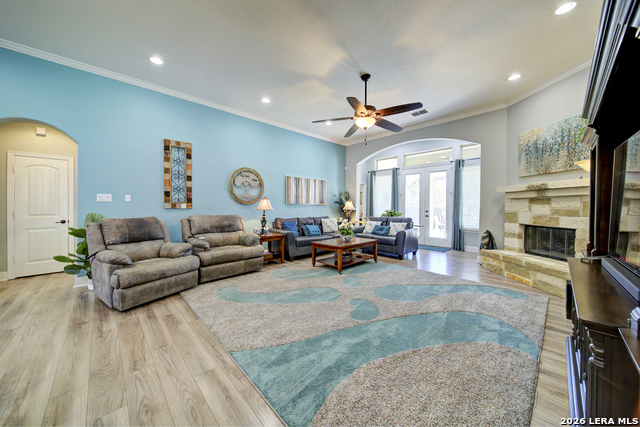 Image 14 of 48 For 415 Mission Hill