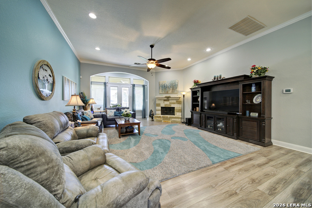 Image 15 of 48 For 415 Mission Hill