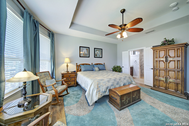 Image 19 of 48 For 415 Mission Hill