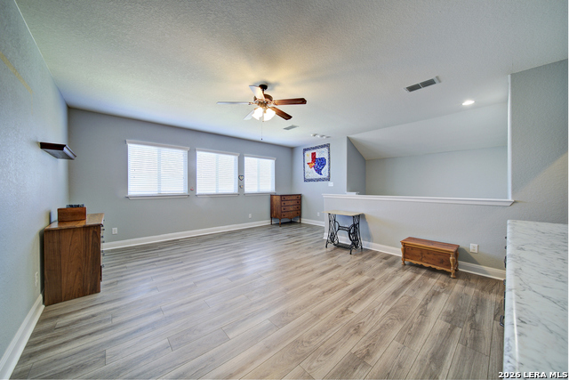 Image 36 of 48 For 415 Mission Hill