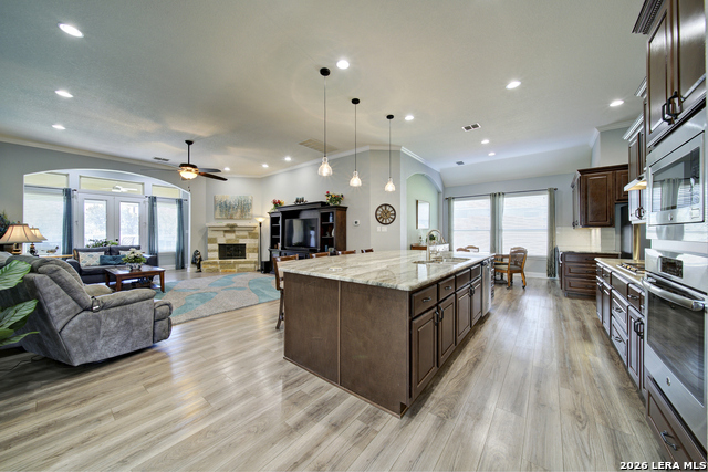 Image 8 of 48 For 415 Mission Hill