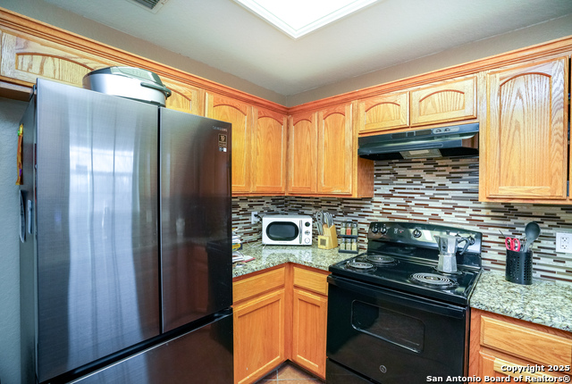 Image 14 of 23 For 6855 Atlas  