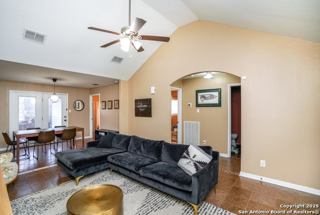 Image 2 of 23 For 6855 Atlas  